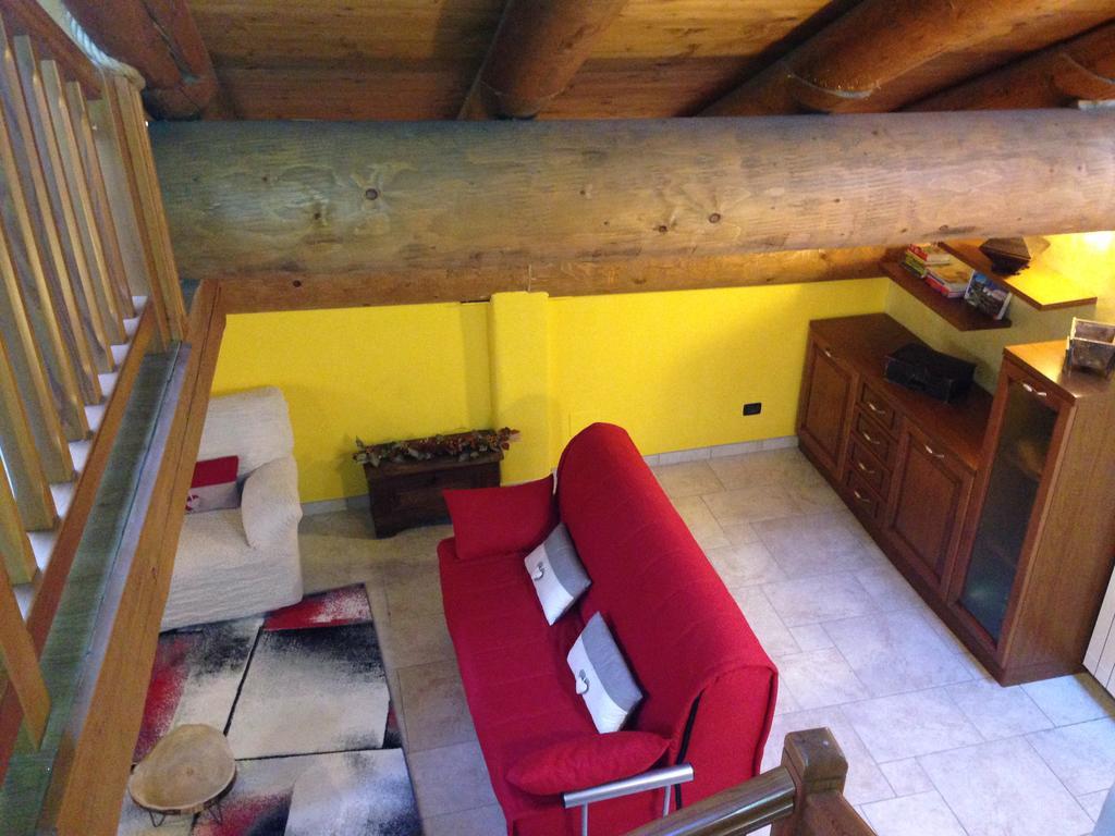 Maison des Challant Challand Saint Victor Extérieur photo